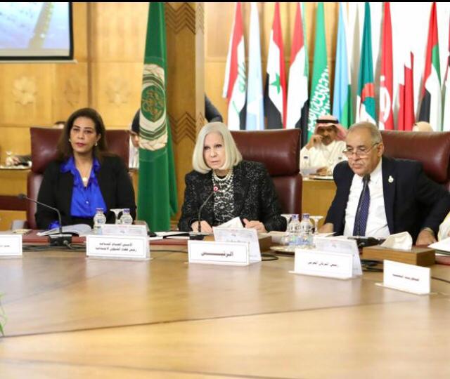 الجامعة العربية تطالب بمراعاة الظروف الإنسانية للمهاجرين وتسهيل الهجرة النظامية