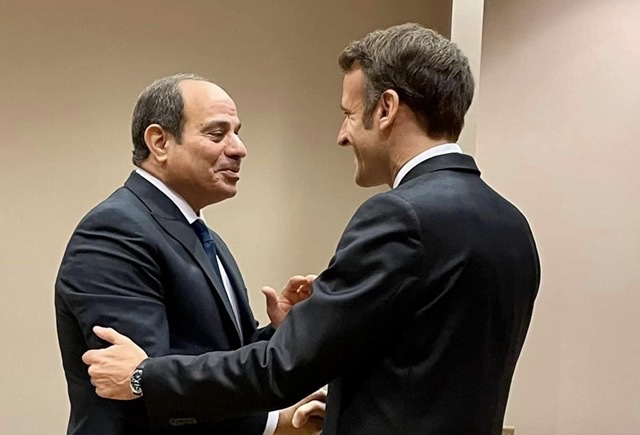 السيسي يلتقي ماكرون على هامش انعقاد القمة الثلاثية بالأردن