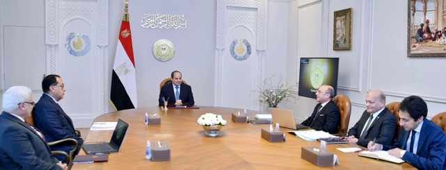 السيسي يوجه بإنشاء صندوق لرعاية الأسرة ووثيقة تأمين لدعمها ماديًا