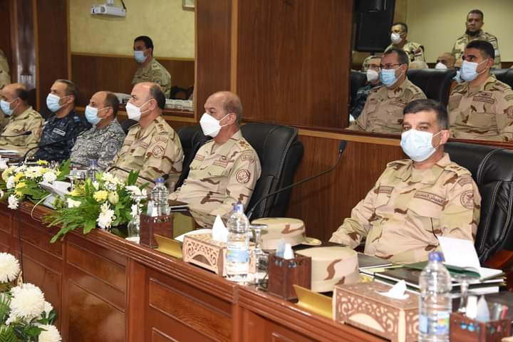 وزير الدفاع يشهد تنفيذ المرحلتين الثالثة والرابعة لمشروع مراكز القيادة الإستراتيجى التعبوى المشترك ذو مستويين 