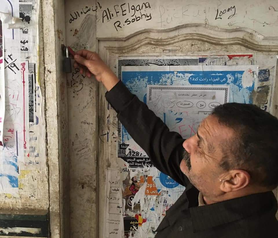 غلق وتشميع مخزن بحوزته 20 طن دقيق بقصد احتكارها بالطالبية
