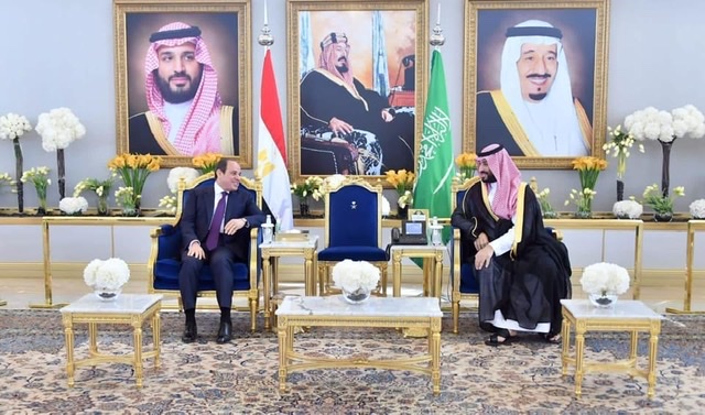السيسي خلال لقائه بولي العهد السعودي : الأمن القومي لدول الخليج جزء لا يتجزأ من الأمن القومي المصري 