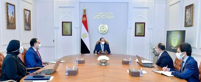 السيسي يوجه بمواصلة العمل على توطين الصناعات الاستراتيجية وتشجيع الصناعة الوطنية
