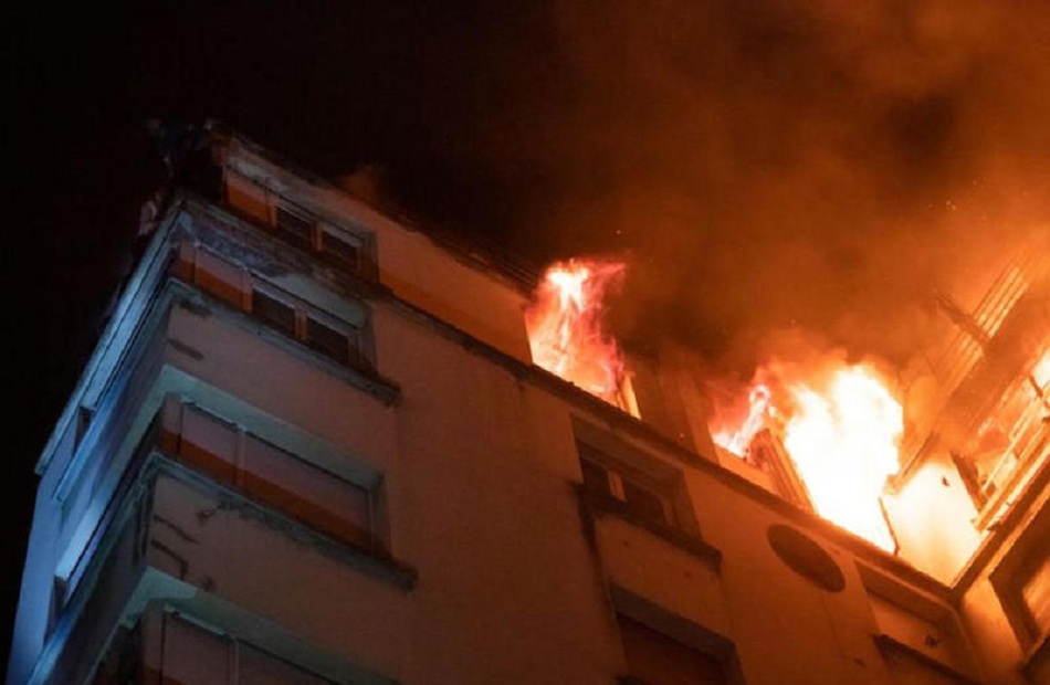 السيطرة على حريق شقة سكنية بمدينة نصر
