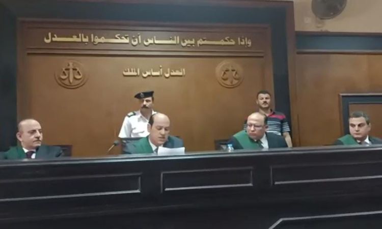 حكم بالإعدام شنقا على 3 متهمين لادانتهم بقتل أمين شرطة بكمين قها بالقليوبية عام 2013



