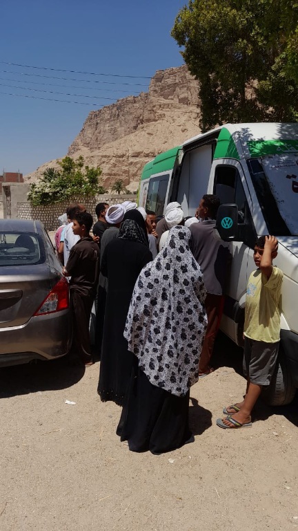 
الكشف علي 18126 مواطن من خلال21 قافلة طبية مجانية ضمن حياة كريمة بقنا