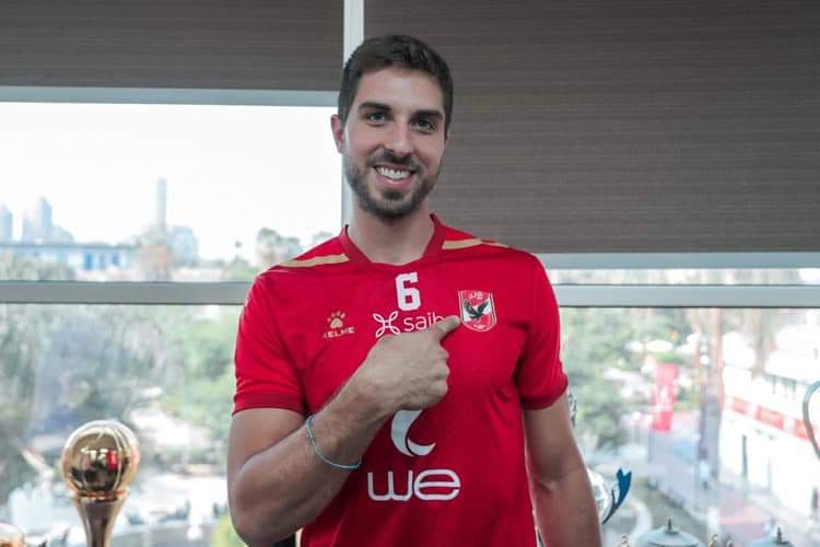 الأهلي يعلن التعاقد مع  اللاعب الإيطالي لويجي راندازو لفريق كرة الطائرة
