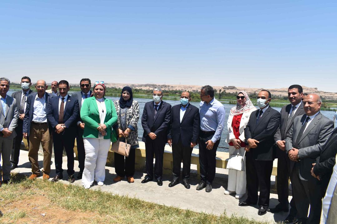 وزيرا التنمية المحلية والسياحة ومحافظ المنيا يفتتحون المرحلة الرابعة والأخيرة من تطوير كورنيش النيل 