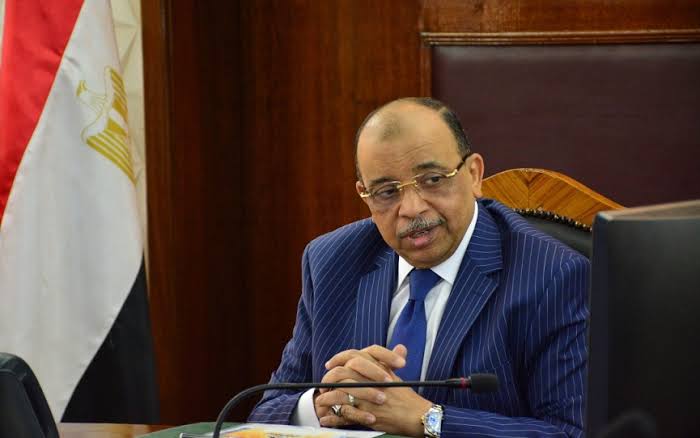العيد فى قنا شكل تانى ،
انقطاع للمياه وازمة دقيق خانقة والتغيير ممنوع

