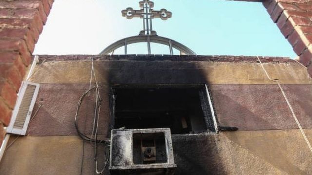 تحقيقات النيابة العامة : حريق كنيسة أبي سيفين بإمبابة غير متعمد ومولد الكهرباء السبب 


