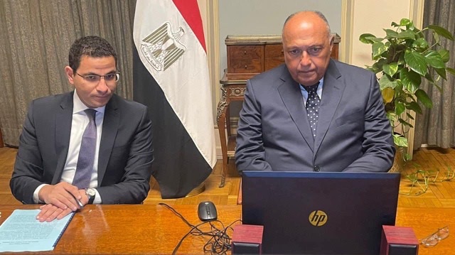 شكري يشارك عبر الفيديو كونفرانس في افتتاح الاجتماع الإقليمي لدول الكاريبي حول تغير المناخ في الباهاما 
