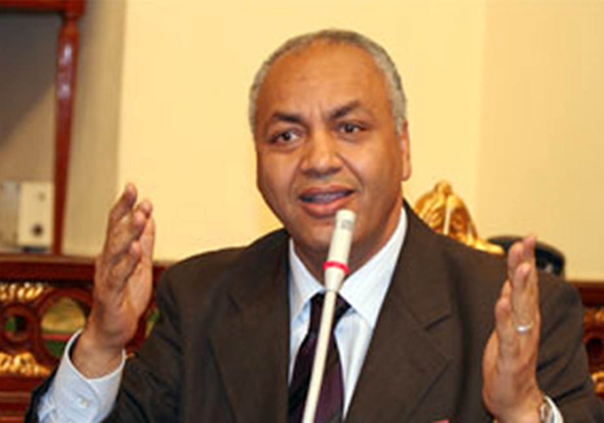إلى عماد الدين أديب.. لمصلحة من إثارة اليأس والحديث عن نهاية التاريخ؟!