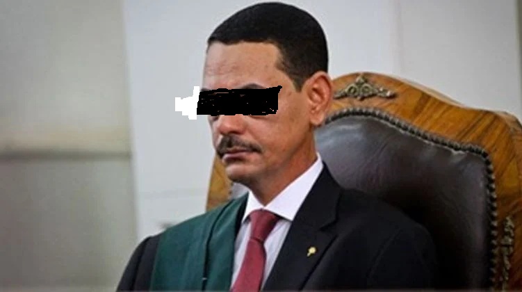 السجن المشدد 24 عاما لرئيس محكمة جنايات سابق: تقاضى رشوة لتبرئة متهمين وحيازة سلاح ومخدرات!