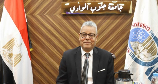 معامل التنسيق الالكتروني بجنوب الوادي تستعد لتحويلات الطلاب للمرحلتين الاولى و الثانية بالثانوية العامة