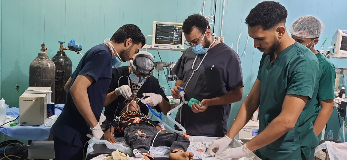  محافظ الجيزة: توقيع الكشف الطبي علي  ٤٠٤٩ مواطنا بالواحات البحرية