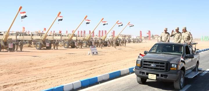 وزير الدفاع يشهد إجراءات تفتيش الحرب بالمنطقة الغربية العسكرية بعد تحديثها وفقاً لأحدث النظم القتالية