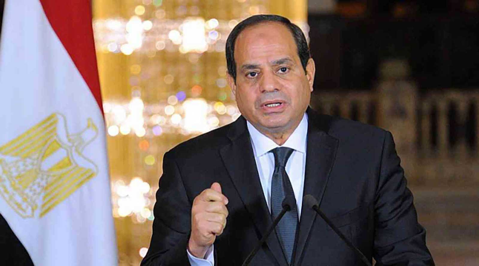  السيسي يمنح وسام الرياضة للاعبين والمدربين الحاصلين على ميداليات في دورة البحر المتوسط 2022