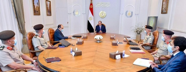  السيسي يتابع الموقف الإنشائي لمشروعات الهيئة الهندسية على مستوى الجمهورية