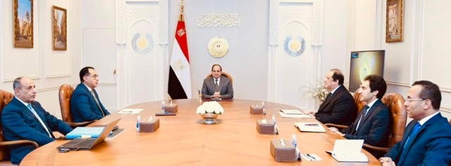 الرئيس السيسي يوجه بتعزيز جهود تطوير قطاع الطيران المدني