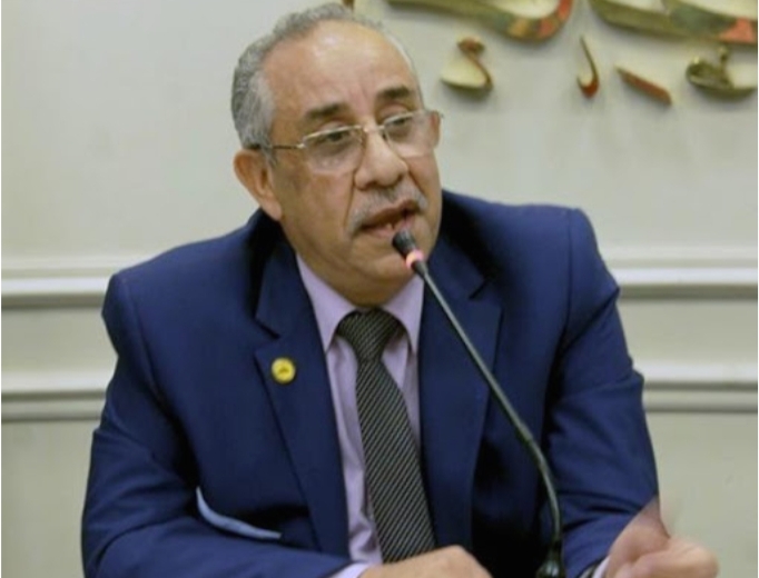 طلعت خليل يكشف سبب استقالته من امين عام المحافظين.. والحركة المدنيه تعلن موقفها من الحوار الوطني اليوم