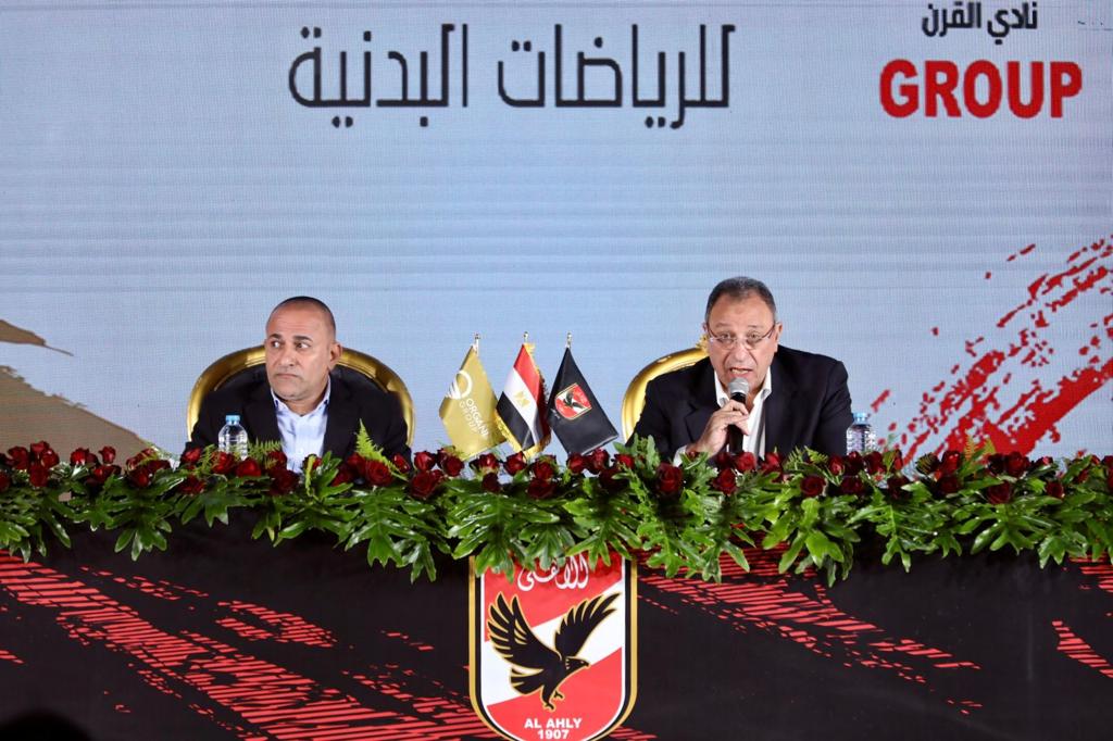 الخطيب يشكر الرئيس السيسي.. ويشيد بجهوده الكبيرة لمصلحة الوطن 



