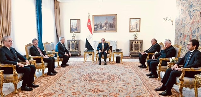الرئيس السيسي يبحث مع وزير الخارجية الإيطالي قضية 