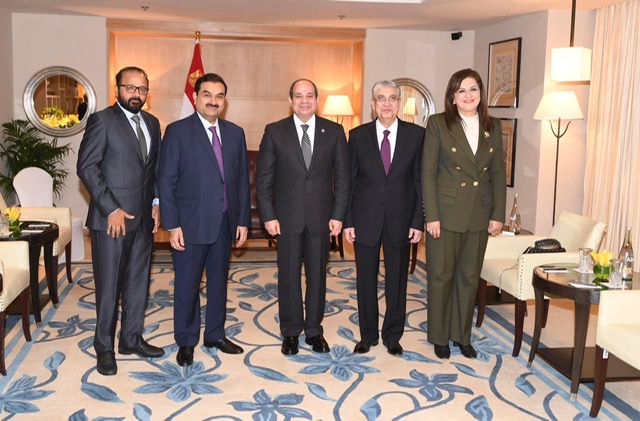 رئيس مجموعة أداني العالمية يؤكد التطلع لتطوير التعاون مع مصر 
