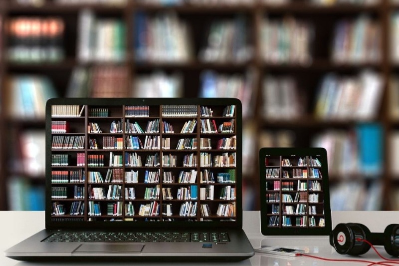 مكتبات تحلق في الفضاء الرقمي بلا أجنحة (1 من 2)

