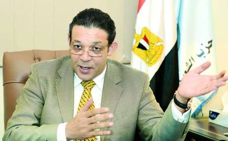 حازم عمر يتقدم بأوراق ترشحه لخوض الانتخابات الرئاسية 2024


