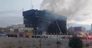الصحة: رفع حالة الاستعداد بمستشفيات الإسماعيلية والدفع بـ50 سيارة إسعاف لموقع الحريق
