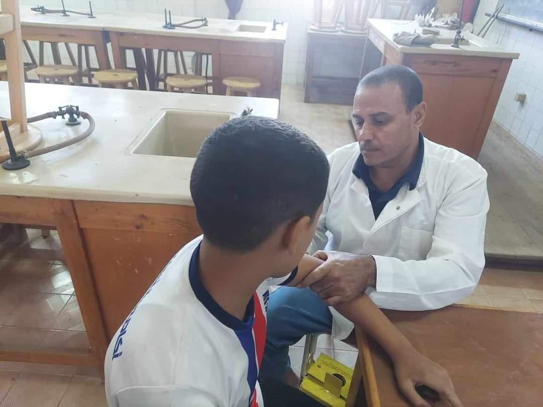 تطعيم 300 ألف طالب ضد الالتهاب السحائي والتطعيم الثنائي بمدارس المنيا