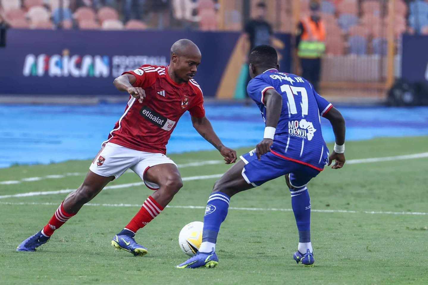 الأهلي يتعادل سلبيًا مع سيمبا في الشوط الأول بالدوري الإفريقي

