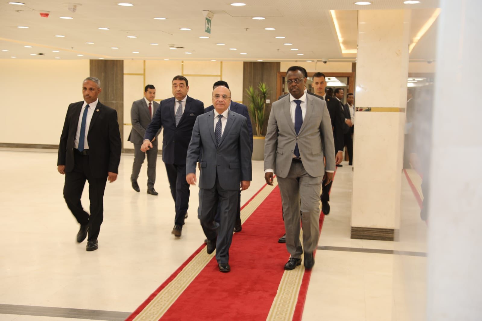 وزير العدل يستقبل نظيره الصومالي والنائب العام لجمهورية الصومال

