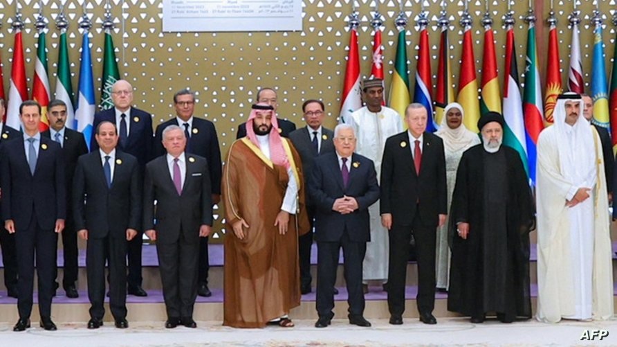 القمة العربية الإسلامية تقرر كسر الحصار على غزة وفرض إدخال قوافل المساعدات بشكل فوري