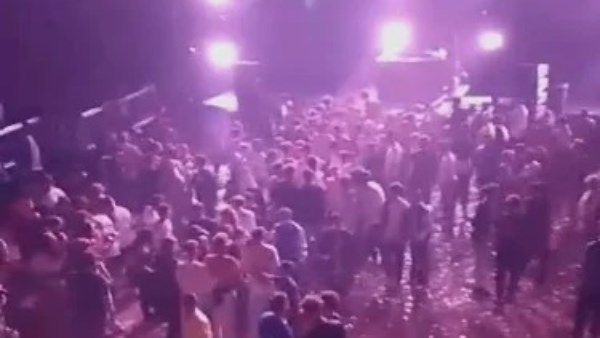 جنح الجيزة تقضي ببراءة 20 متهمًا في قضية حفل المنصورية

