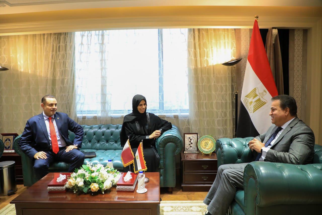وزير الصحة يستقبل وزيرة التعاون الدولي بقطر لبحث دعم الأشقاء الفلسطينيين في قطاع غزة

