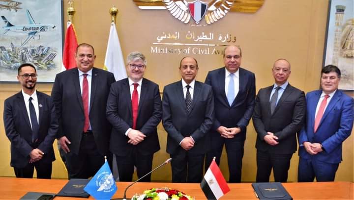 وزير الطيران يلتقي بالأمين العام لمنظمه الإيكاو وتوقيع مذكرة تفاهم للارتقاء بكافة مجالات السلامة