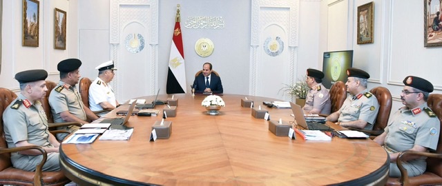 الرئيس السيسي يتابع  جهود تعزيز وتطوير قطاع التصنيع العسكري