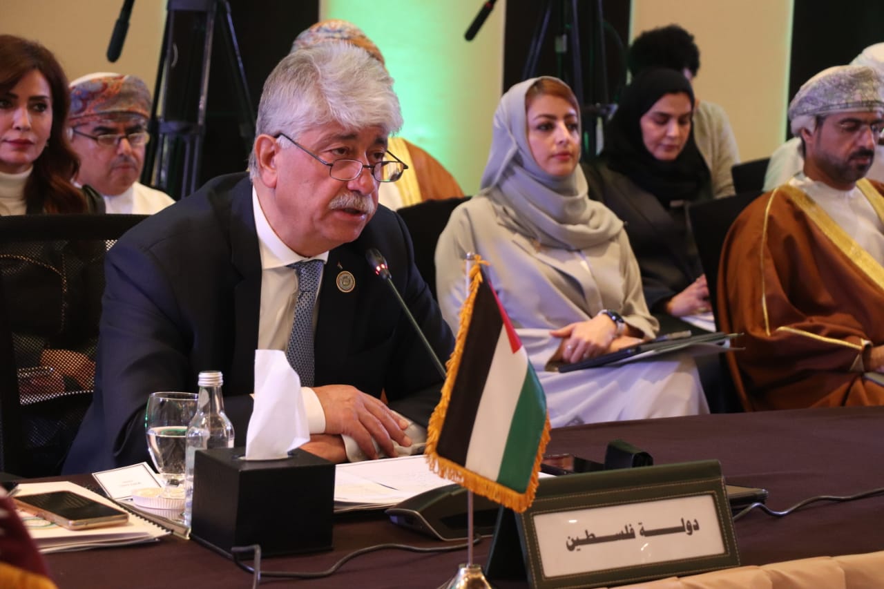بما يساوي احتياجات 3 أيام ..  4 آلاف شاحنة مساعدات دخلت غزة منذ بداية نوفمبر

