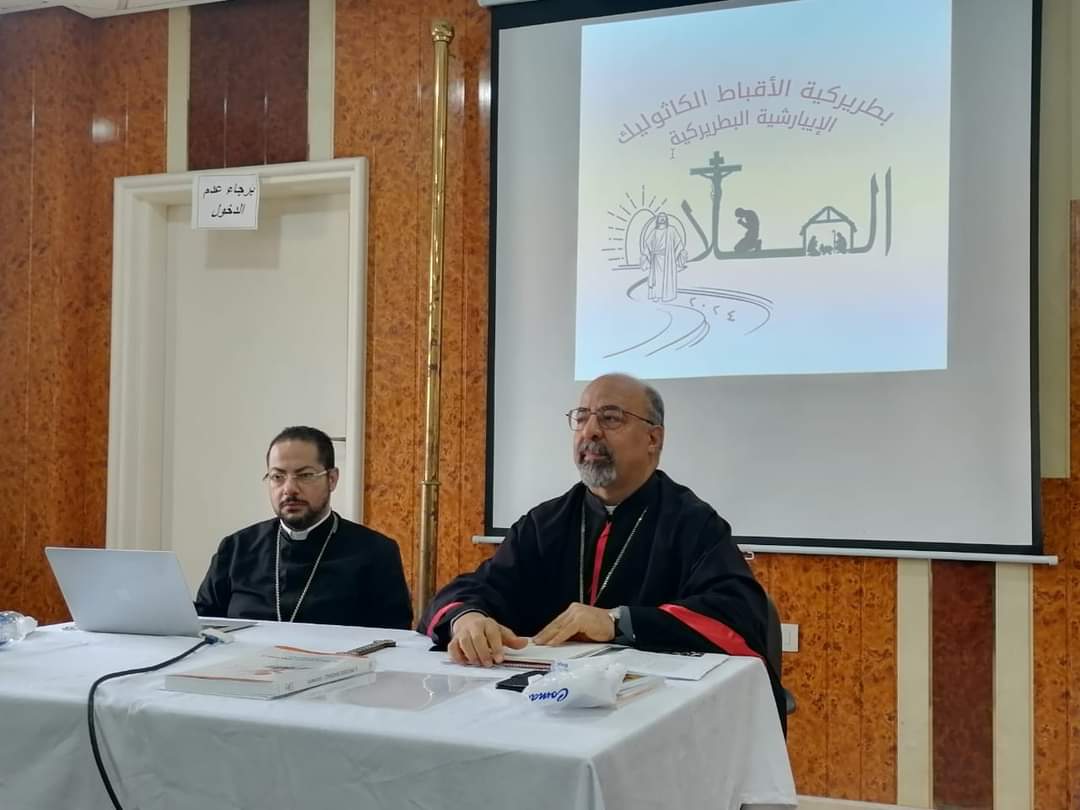 بطريرك الأقباط الكاثوليك يلتقي كهنة الإيبارشية البطريركية
