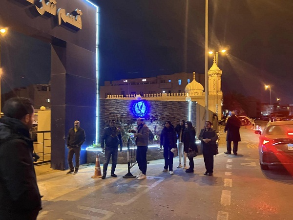 الصور الأولى لإخلاء سبيل هشام جنينة في قضية قديمة بضمان محل إقامته