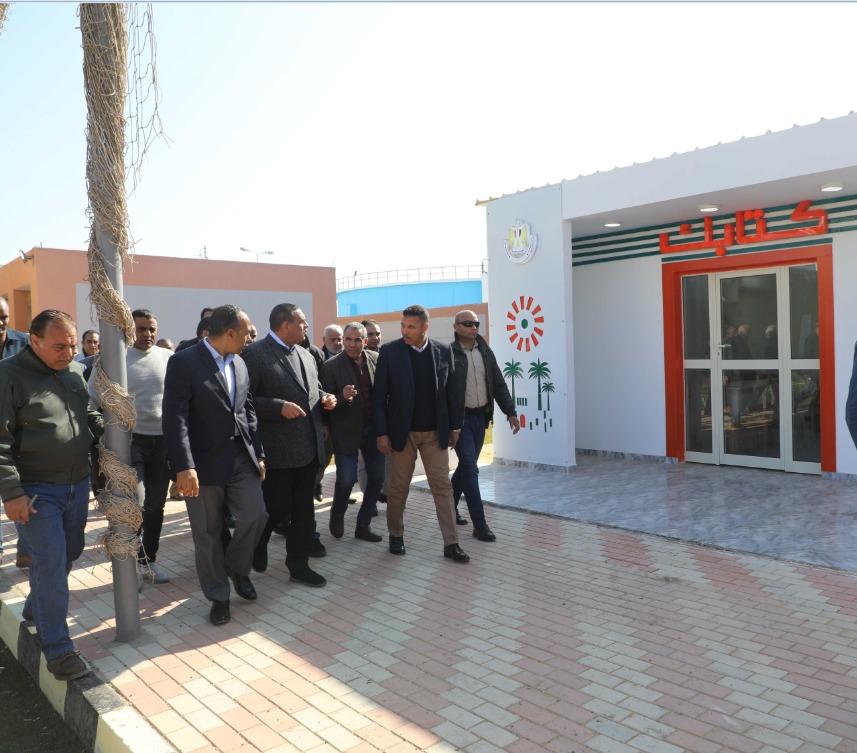 وزير التنمية المحلية يتفقد مشروعات المبادرة الرئاسية 