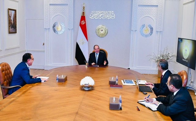 السيسي يوجه ببذل أقصى جهد لاستمرار التقدم في جميع المجالات  بقطاع الاتصالات وتكنولوجيا المعلومات