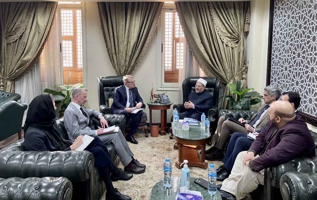 مفتي الجمهورية يستقبل وفدًا من بعثة الاتحاد الأوروبي لبحث سبل تعزيز التعاون في مكافحة التطرف