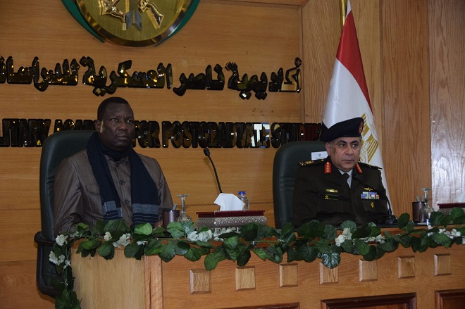 أكاديمية ناصر العسكرية للدراسات العليا تنظم لقاءات نقل الخبرة وصقل مهارات ومعرفة الدارسين