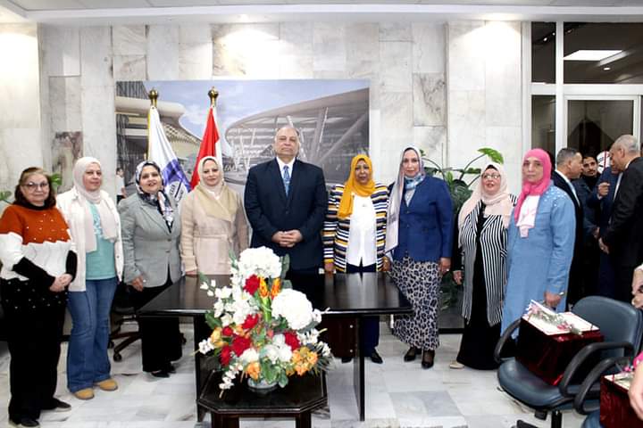 القابضة للمطارات تحتفل بعيد الأم

