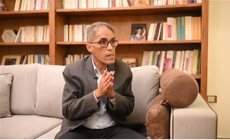 خالد داوود: 