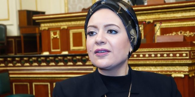 ريهام عبدالنبي لـ 