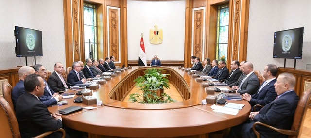 أهمها معالجة صعوبة استيراد مستلزمات الإنتاج .. الأعلى للاستثمار يوافق على 22 قرًارًا برئاسة السيسي