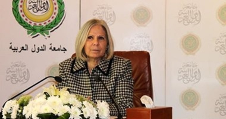 أبوغزالة: الجامعة العربية تولى اهتماماً كبيرا بموضوع الصحة والبيئة والامتناع عن التدخين